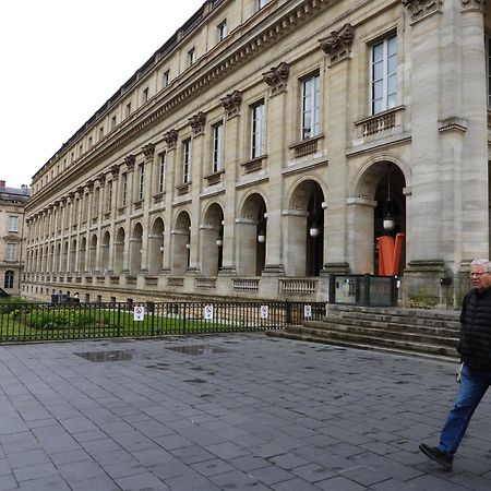 B&B Le Miroir Aux Fees Bordeaux Zewnętrze zdjęcie