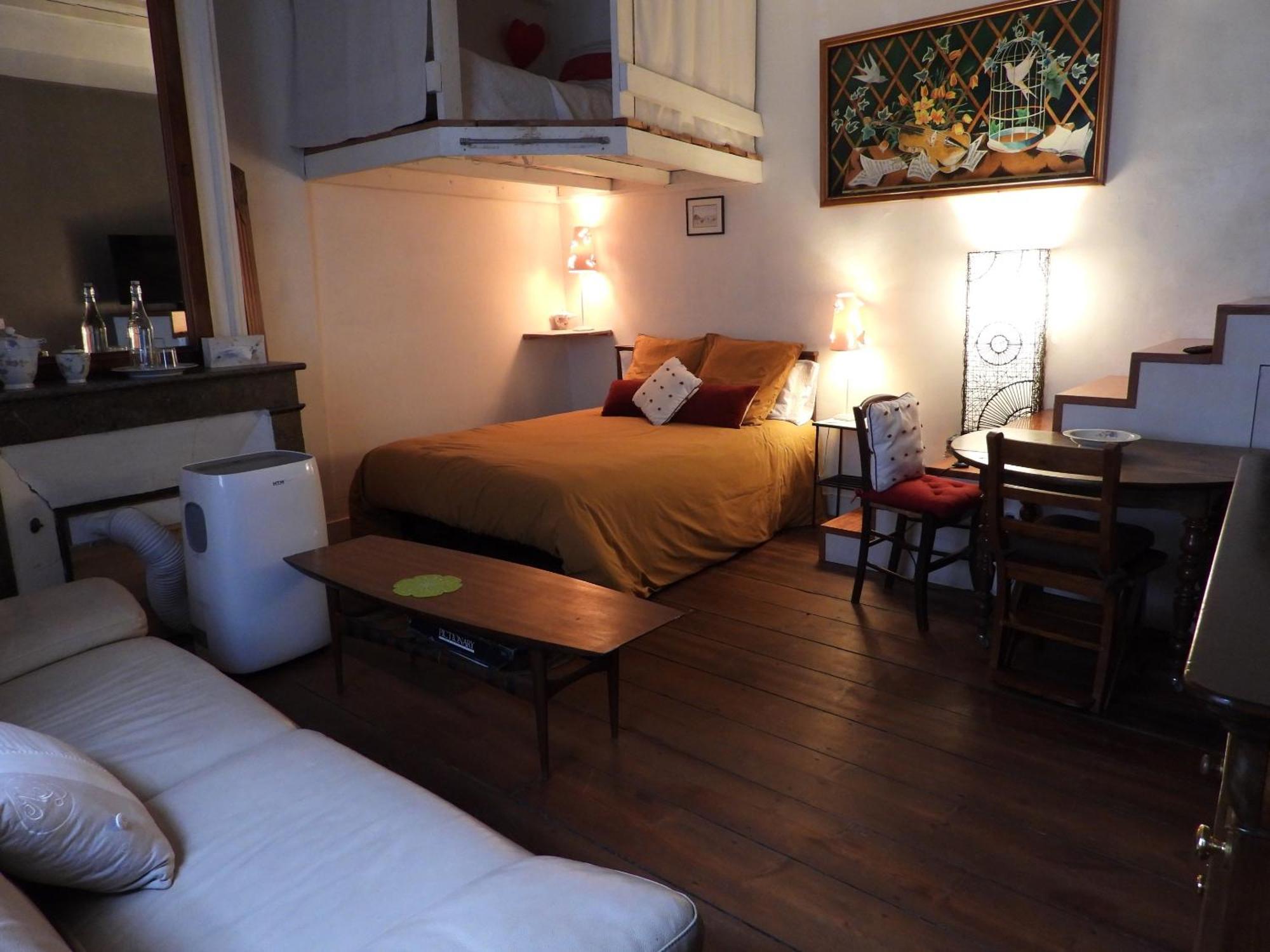 B&B Le Miroir Aux Fees Bordeaux Zewnętrze zdjęcie