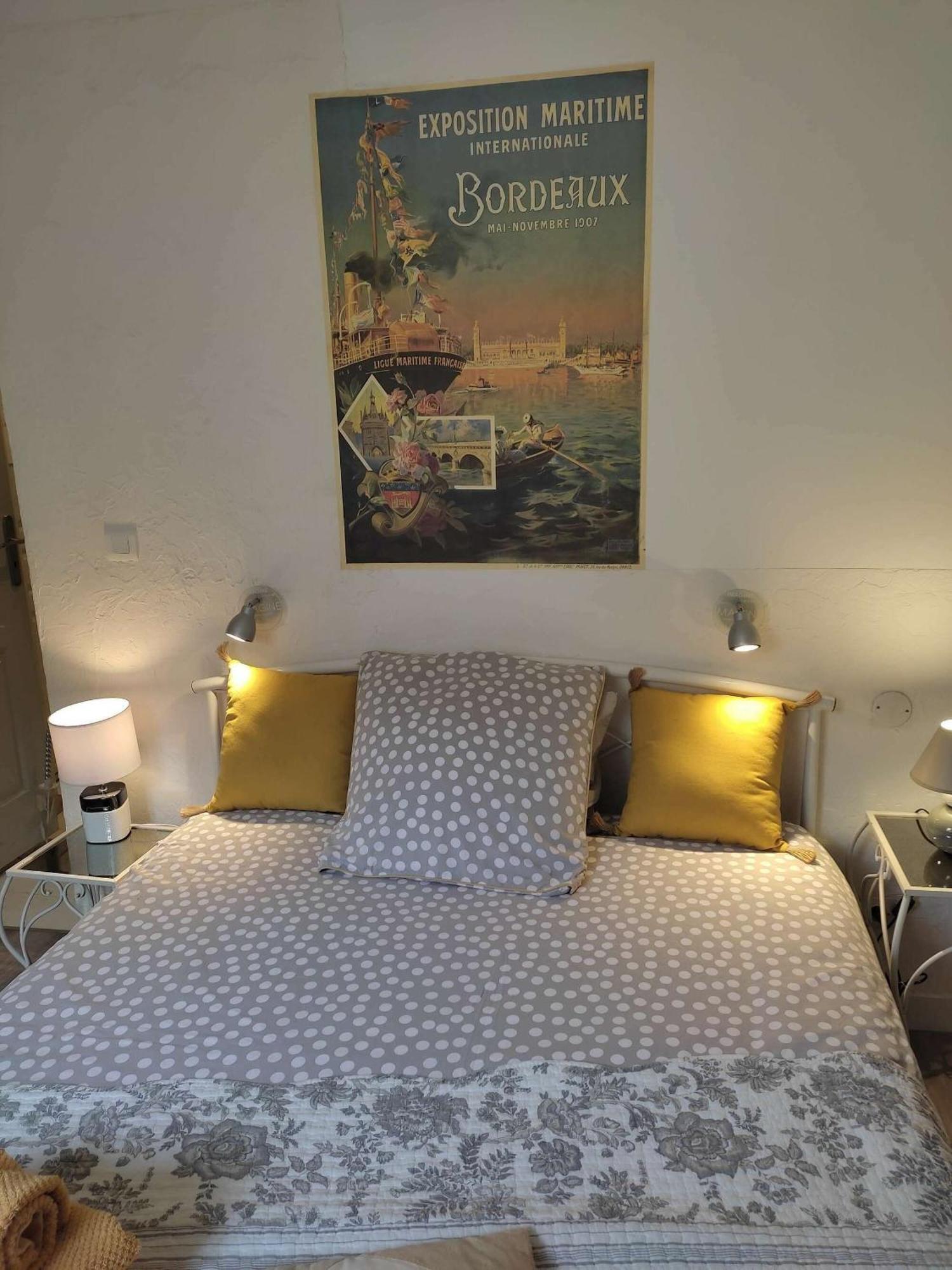 B&B Le Miroir Aux Fees Bordeaux Zewnętrze zdjęcie