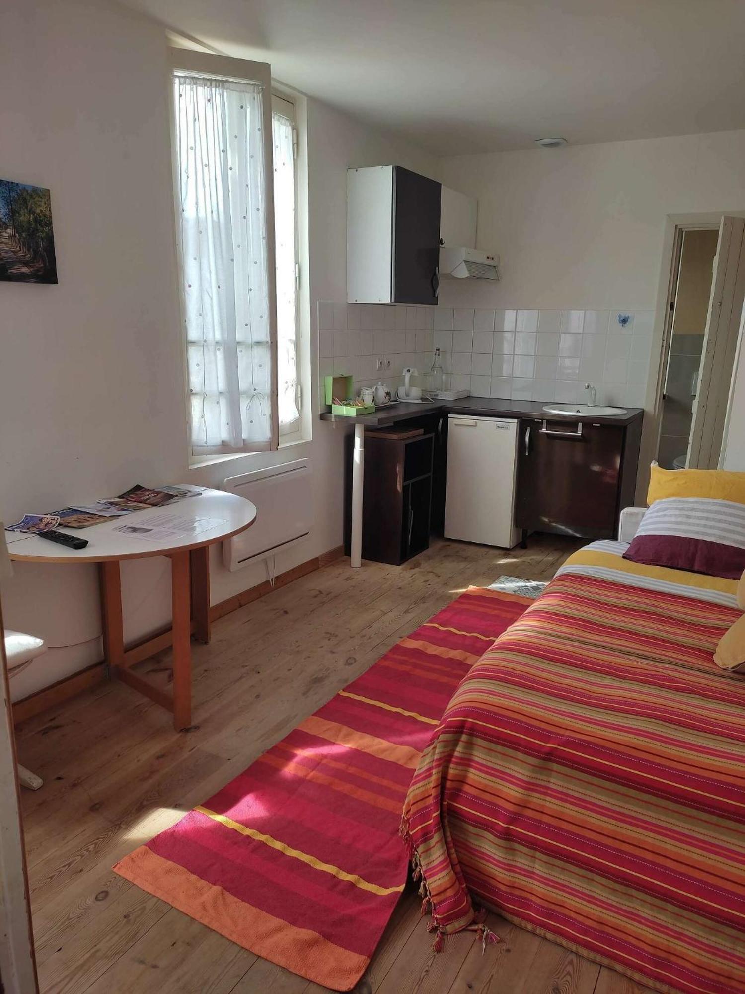 B&B Le Miroir Aux Fees Bordeaux Zewnętrze zdjęcie